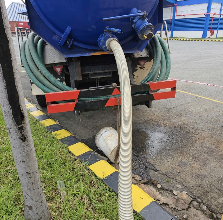 Vận chuyển bùn vi sinh Phú Mỹ